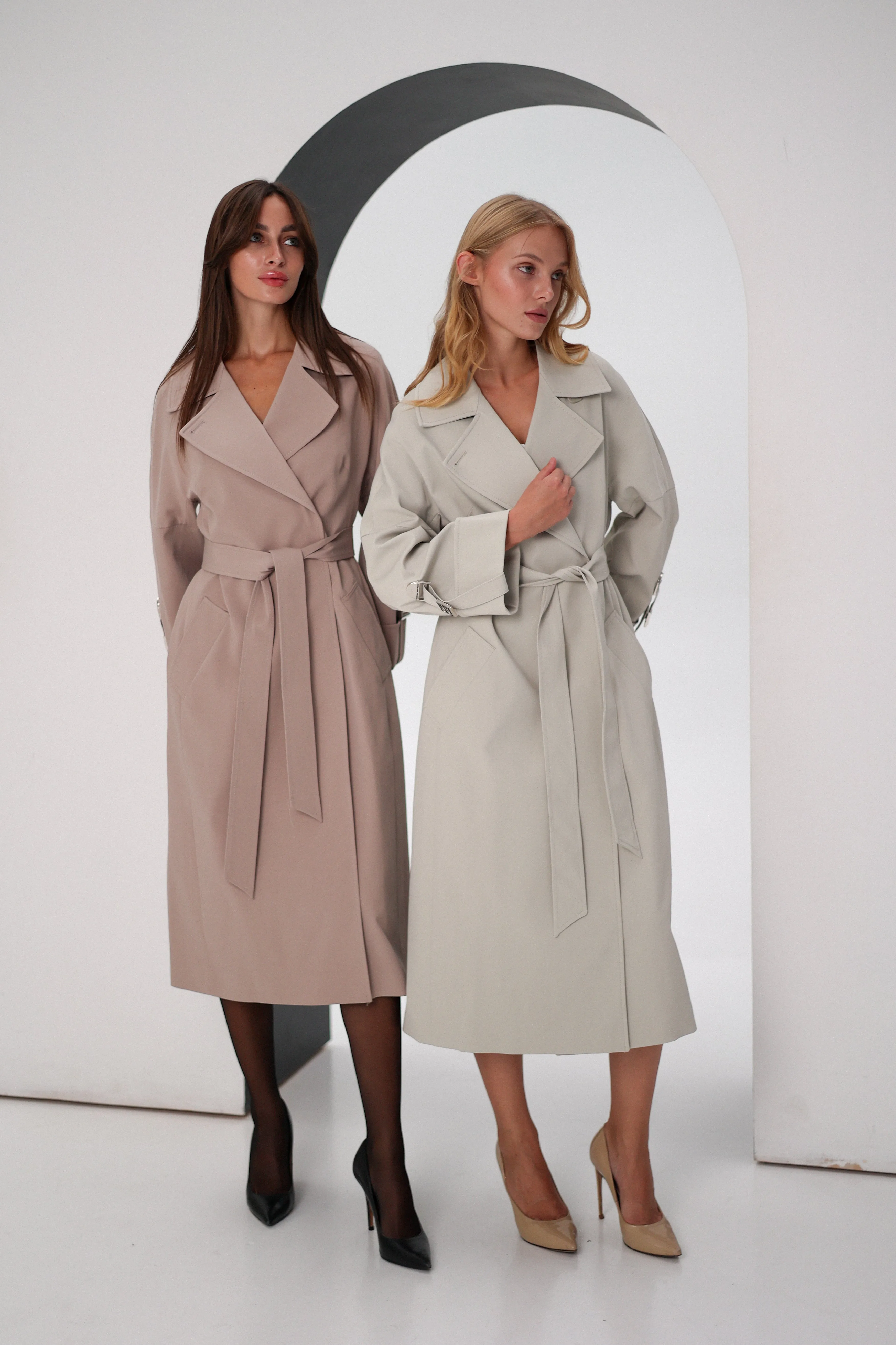 Aire Trench Coat in Dove