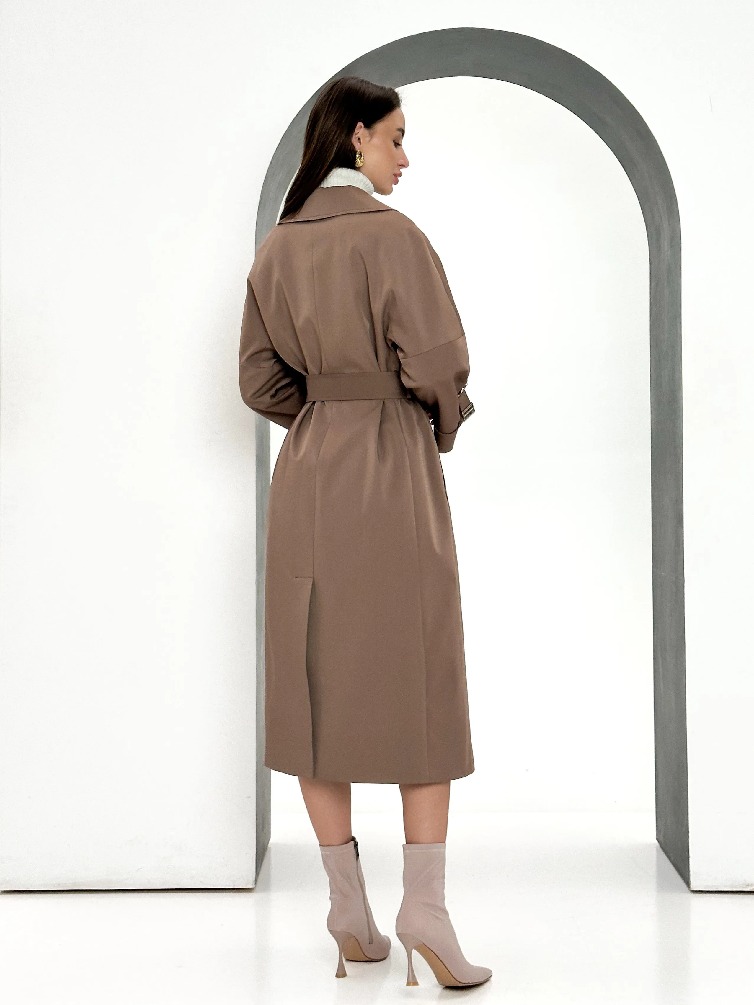 Aire Trench Coat in Mauve