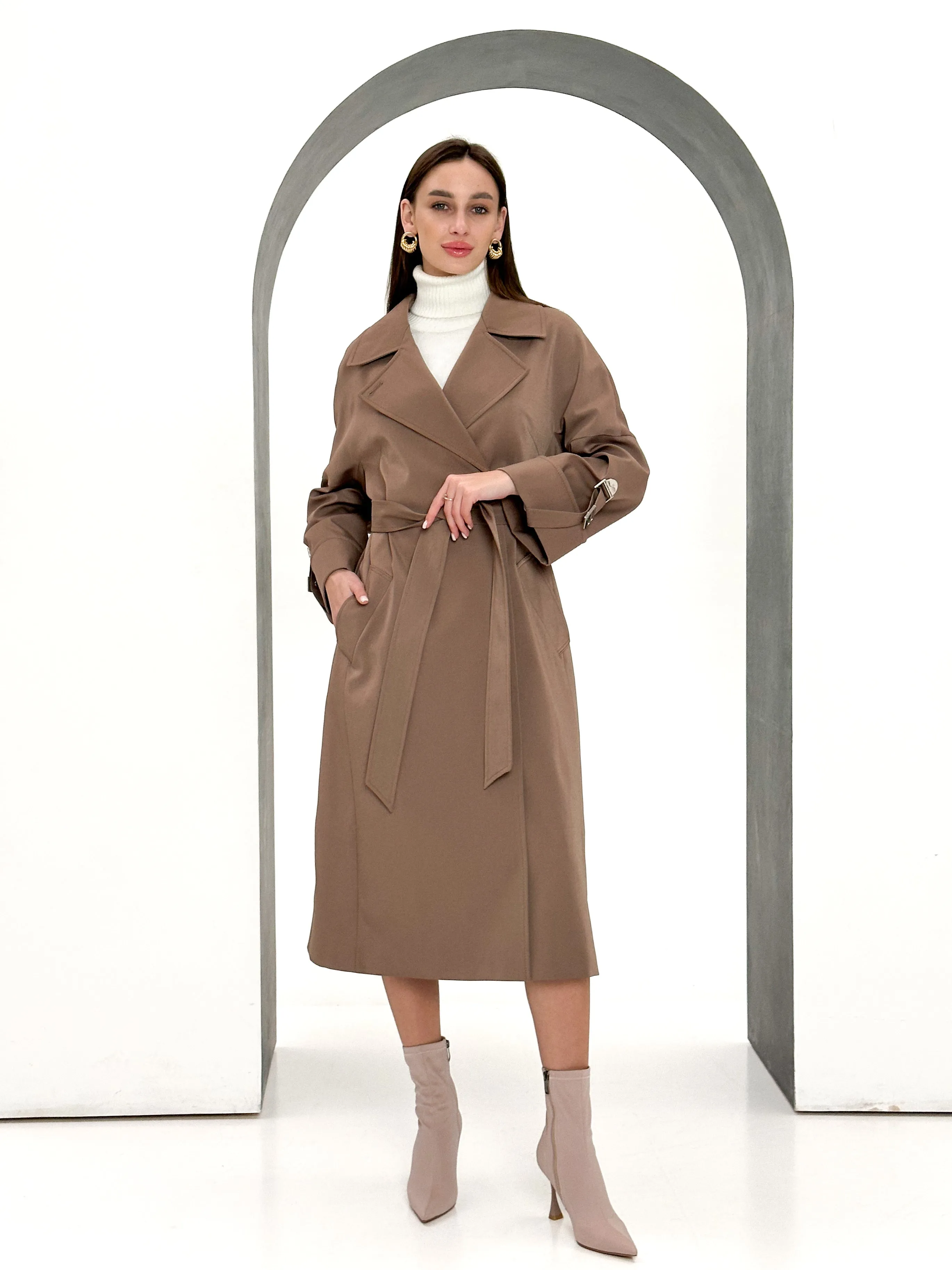 Aire Trench Coat in Mauve