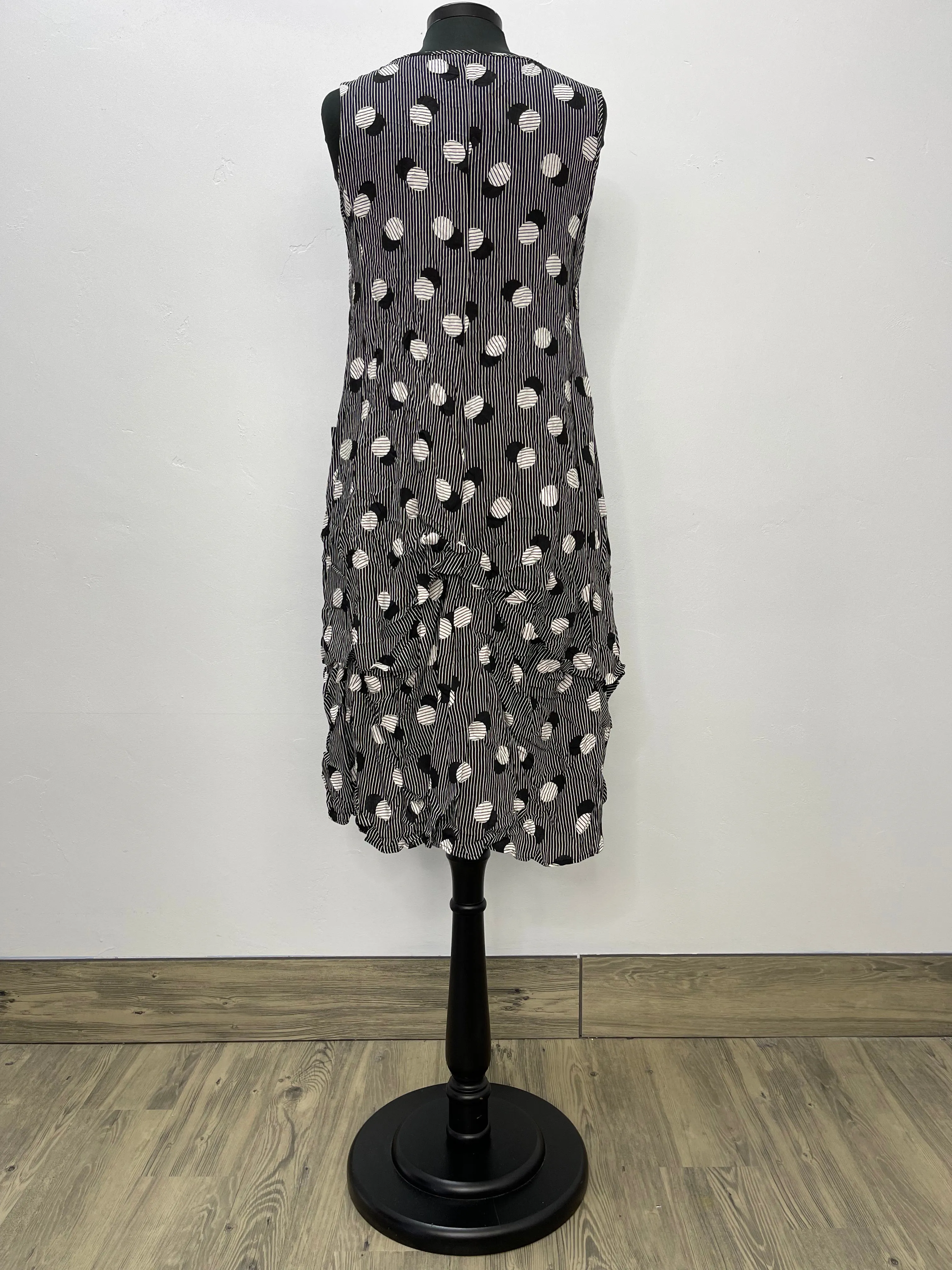 Black Sleeveless Dress with Polka Dots