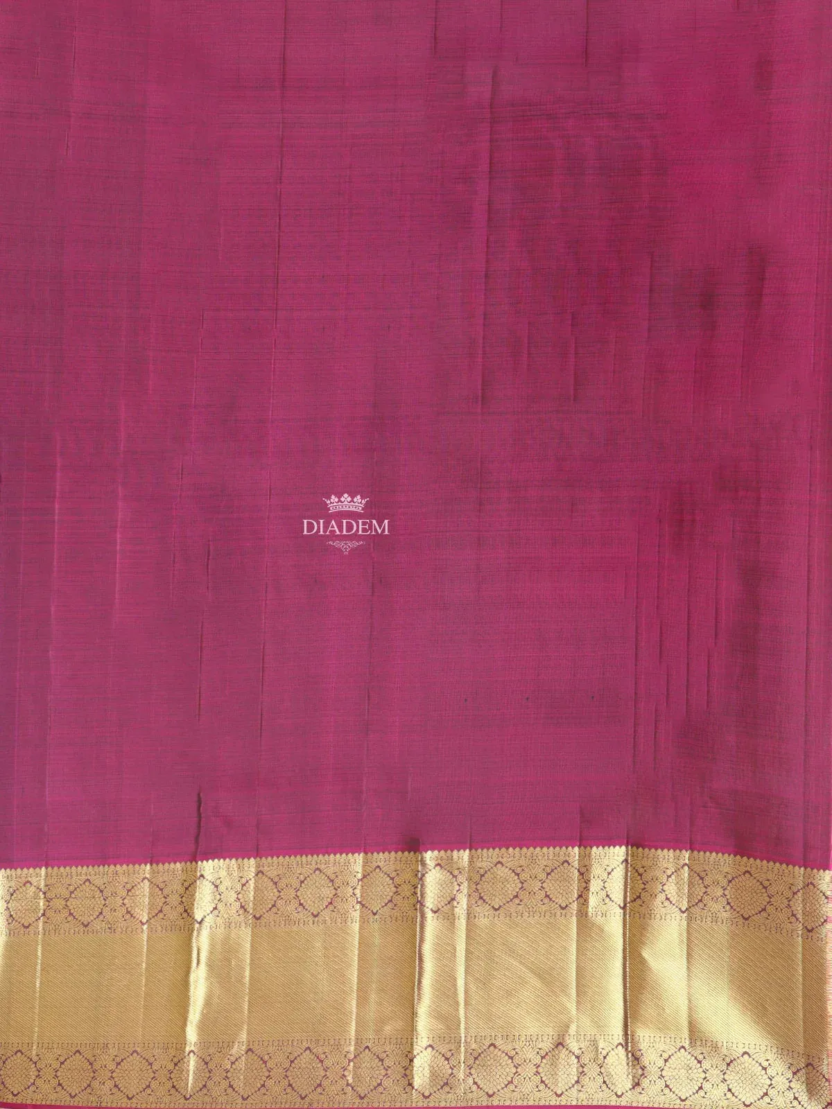 Dark Green Pure Kanchipuram Bridal Silk Saree with Zari Butta on the Body with Zari Border