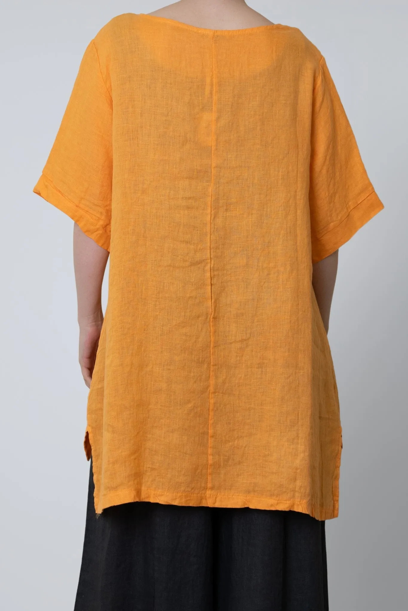 Enzo Linen Tunic (One-Size)