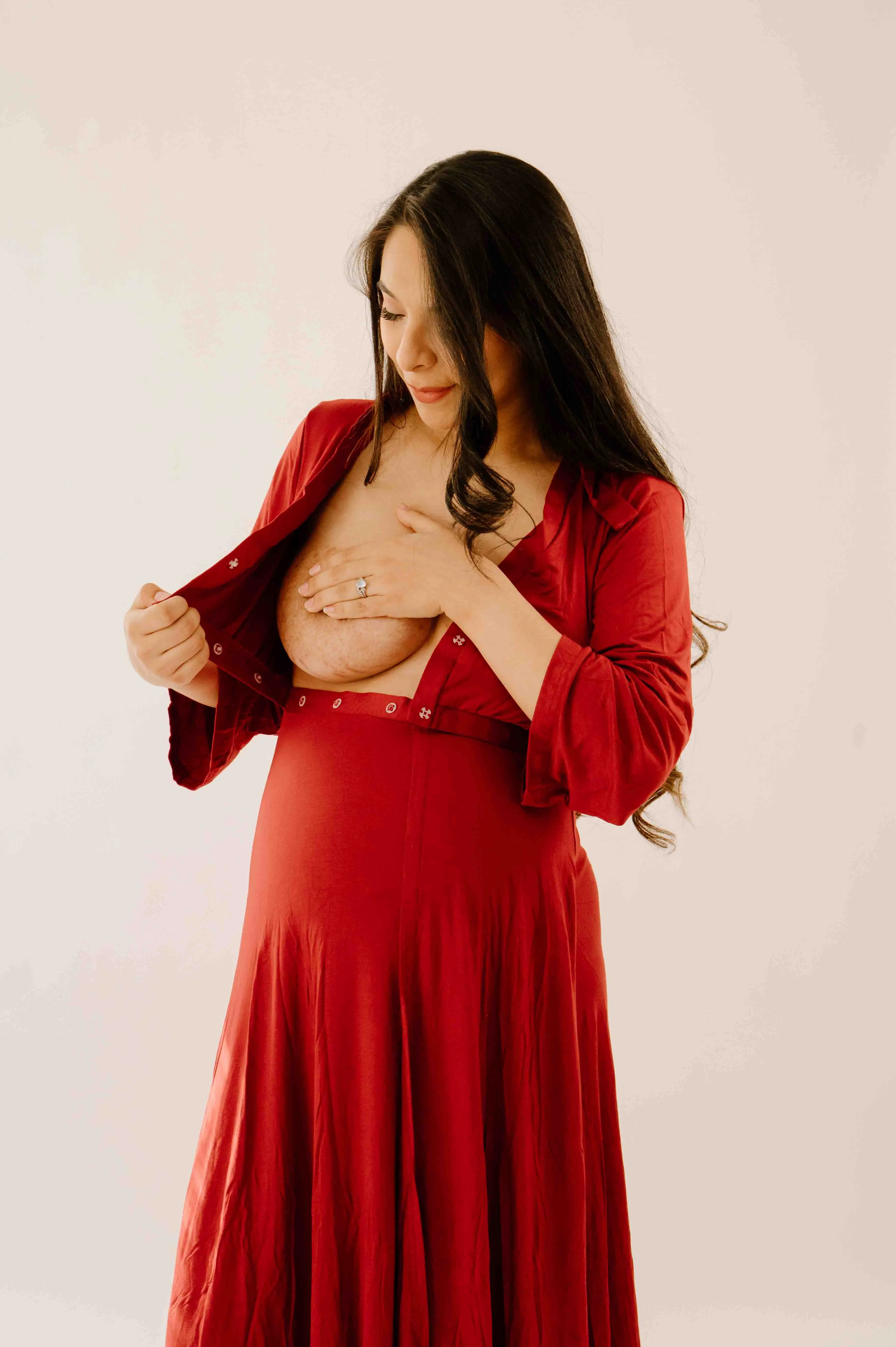 Lila Labor & Postpartum Gown in Crimson