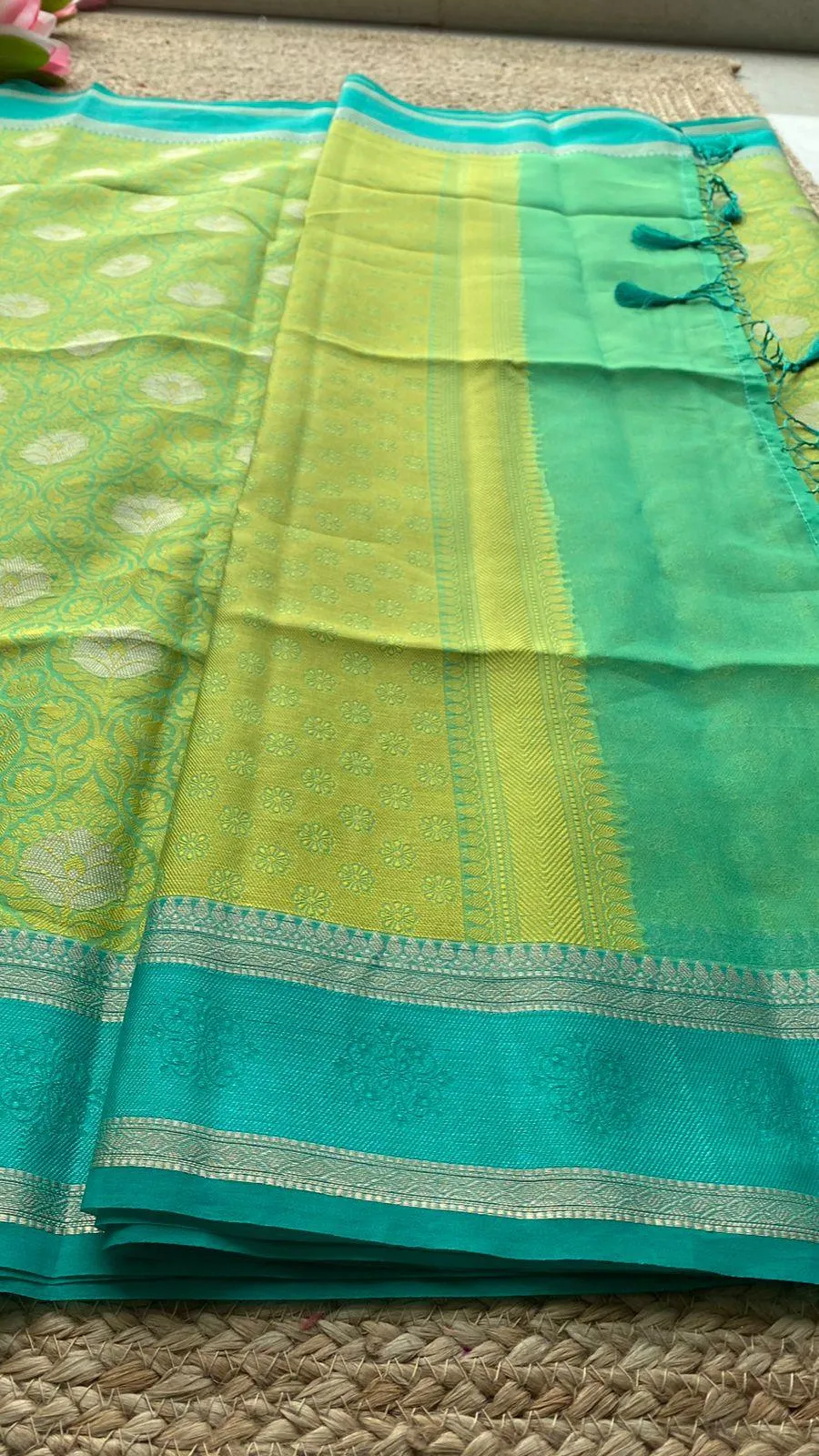 Parrot green dual shaded silk saree with blouse