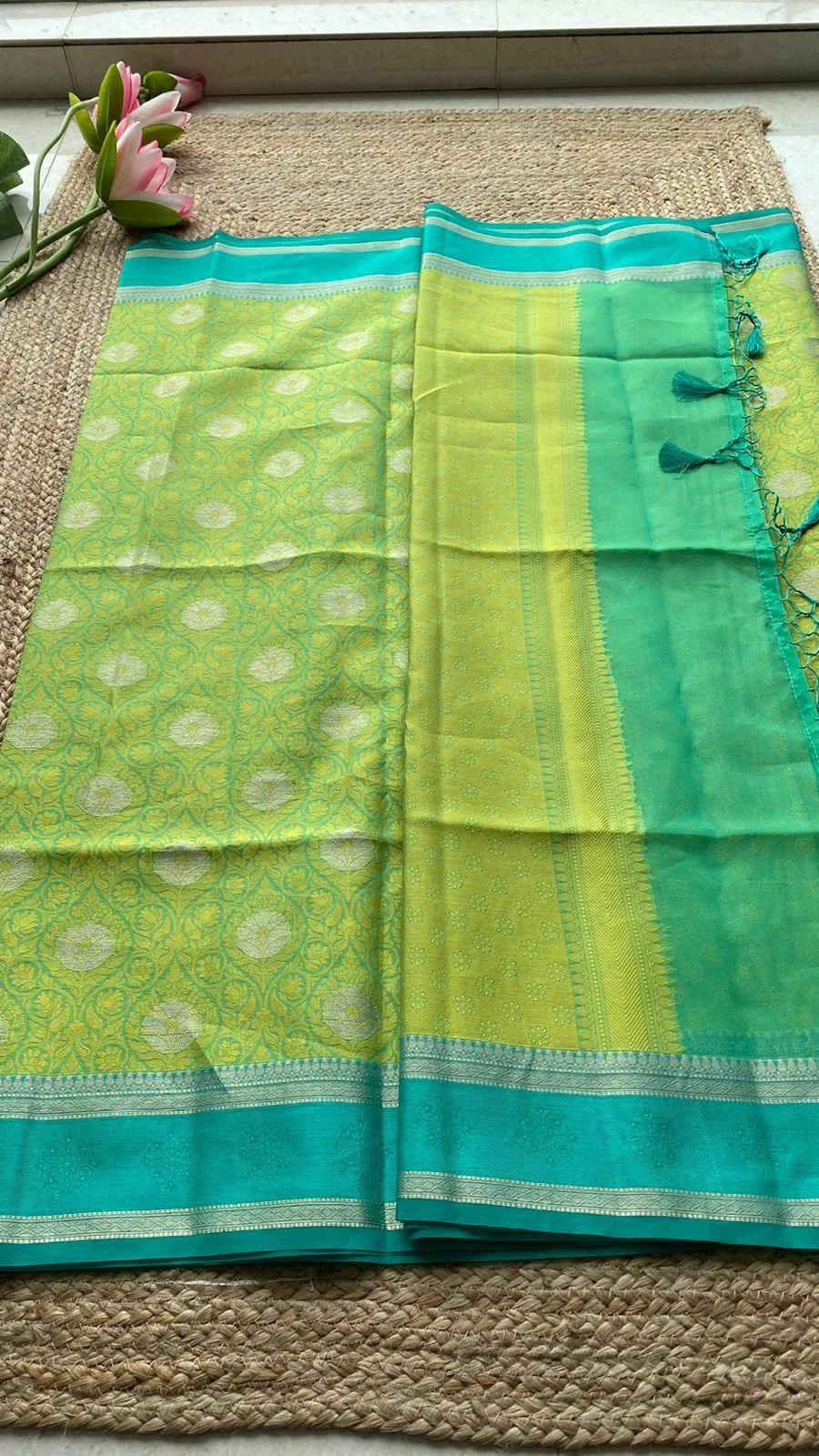 Parrot green dual shaded silk saree with blouse