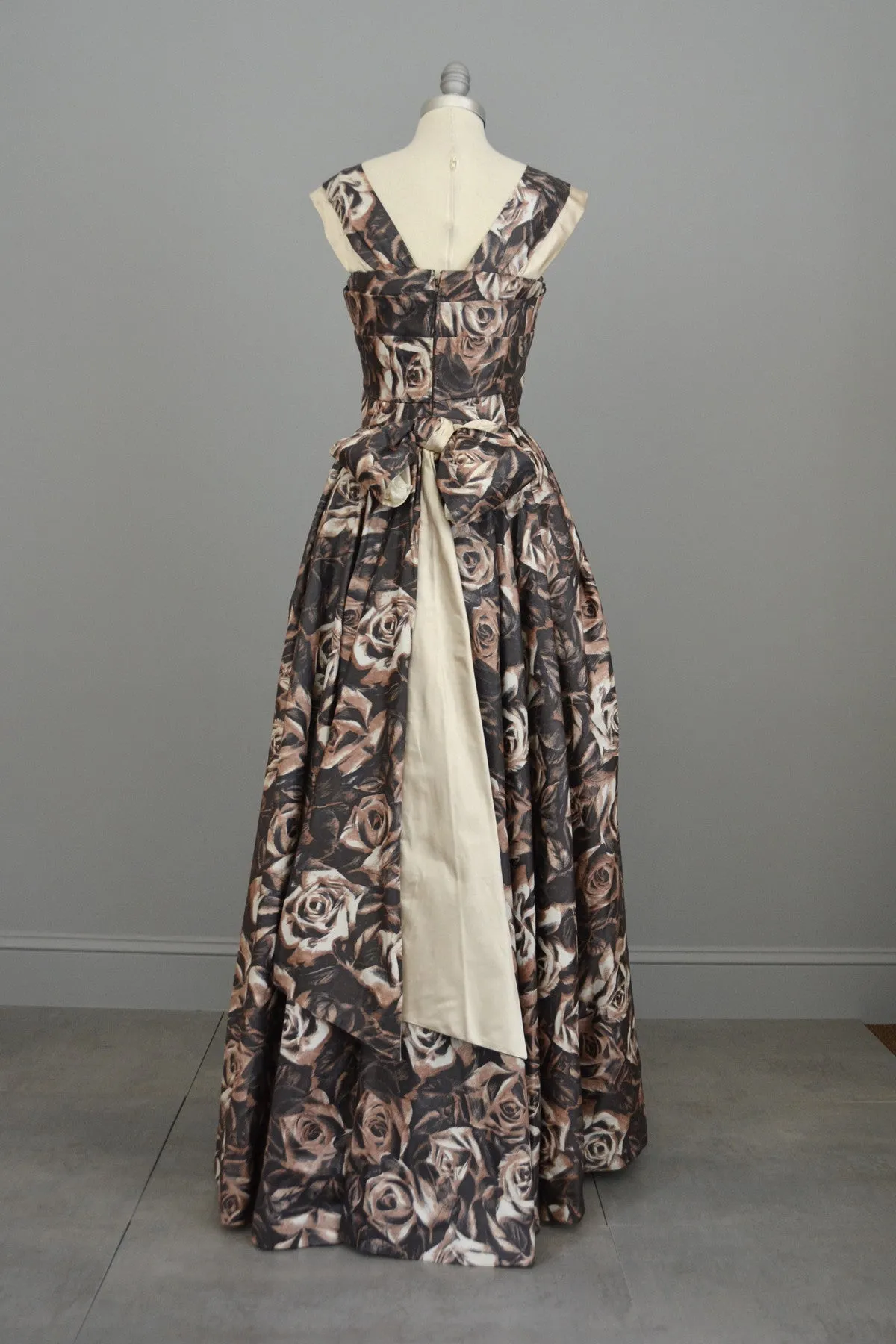 Vintage 1950s Retro Floral Print Evening Gown